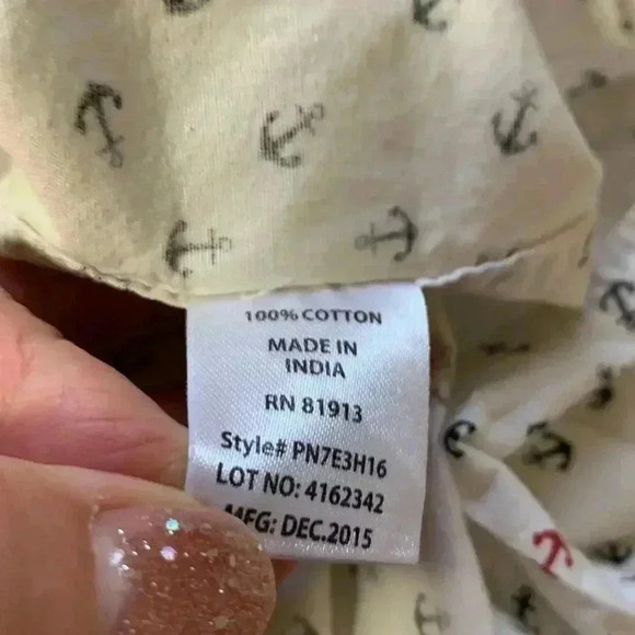 pd&c nautical  motif, short-sleeved button-down, 100% cotton blouse - Picture 6 of 6